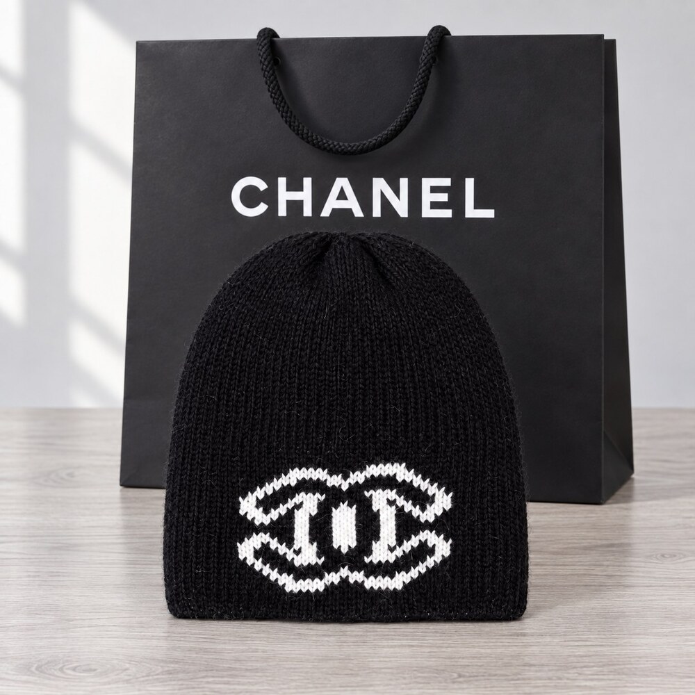 CHANEL Black CC Logo Knit Beanie - Picture 1 of 6
